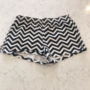 Soffe Lowrise Shorts - Size Small
